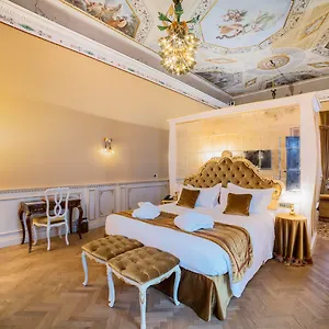 https://hotel-nani-mocenigo-palace.hotelinveneto.com