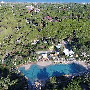https://camping-village-le-esperidi.it-tuscanyhotel.com