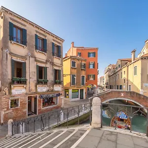 Gasthuis Casanova Ai Tolentini, Venetië